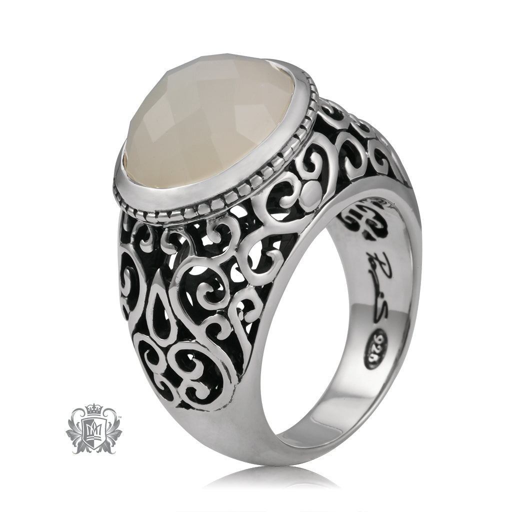 Platinum on sale moonstone ring